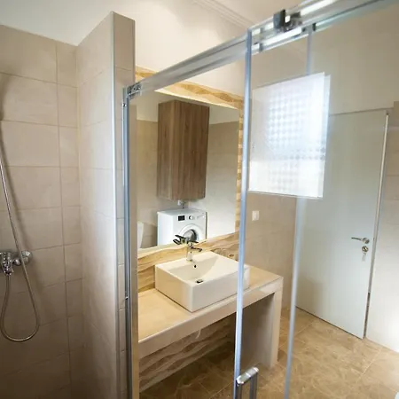 Liovore Apartment